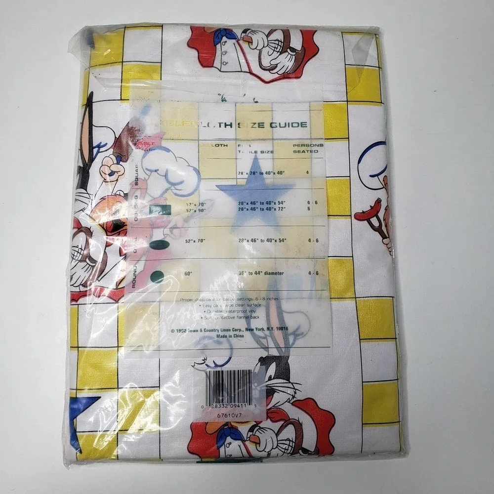 NEW Vintage Looney Tunes‎ Vinyl Tablecloth 52x70